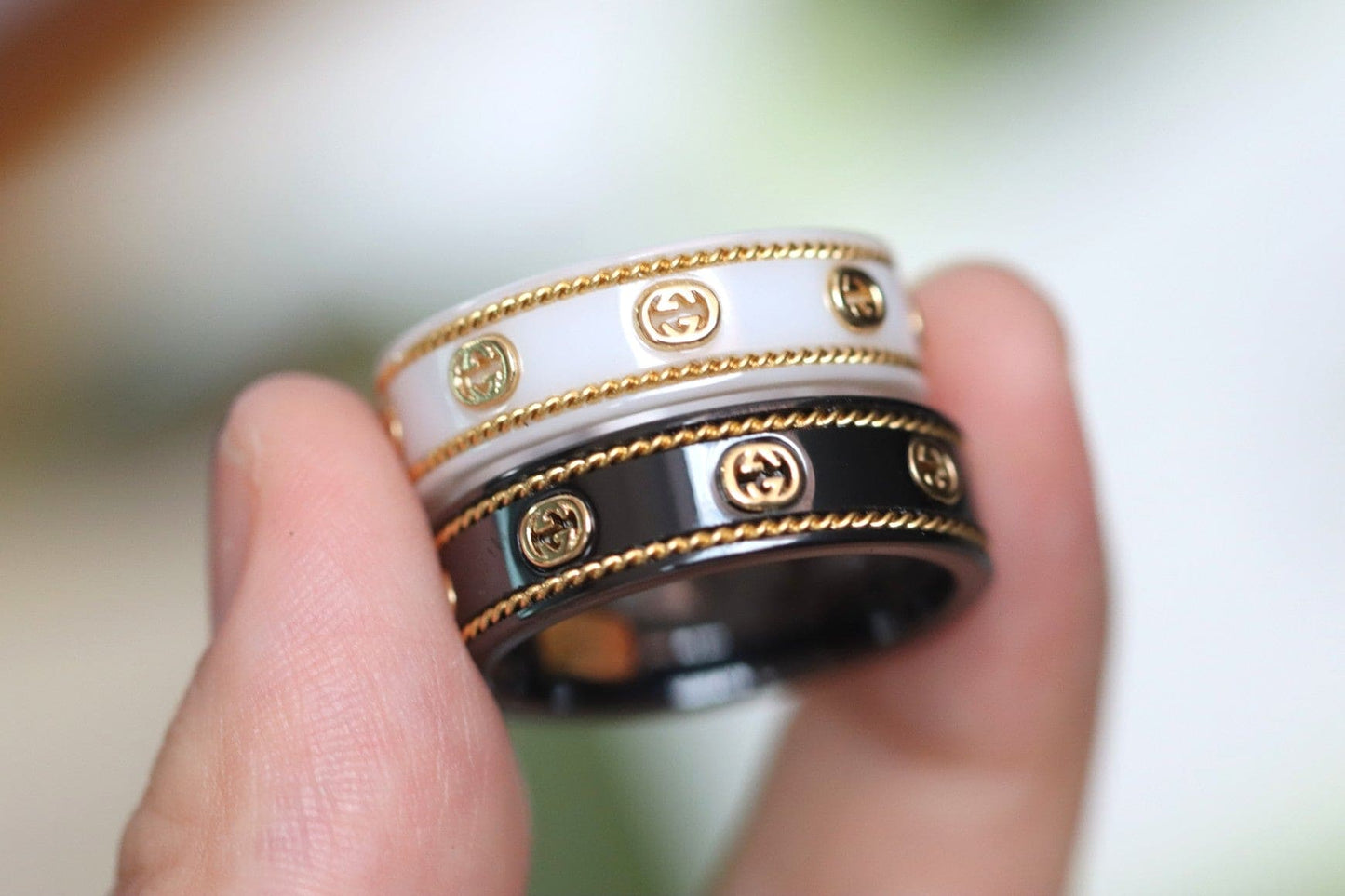 18K Double Gucci Interlocking Gucci Icon Black Corundum Ring